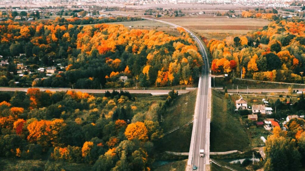 Guide pratique pour annonceurs au Maroc: comment reperer, choisir et activer des createurs Instagram en Suede pour creer hype et ventes flash tactiques, risques et checklist.