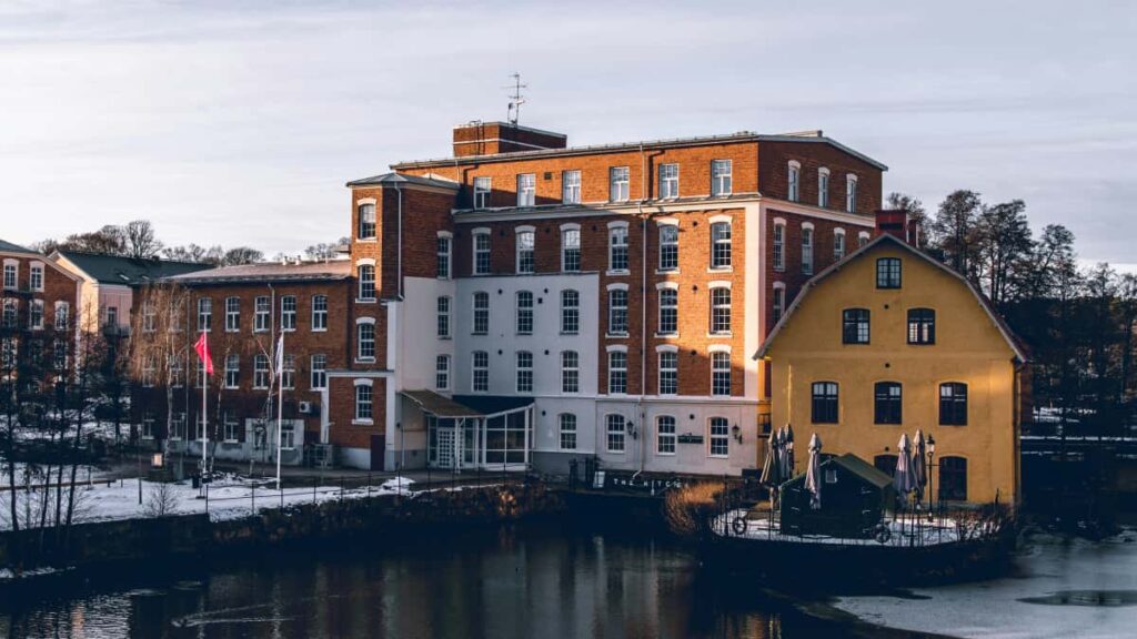 Guide pratique pour marques au Maroc: comment reperer, evaluer et collaborer avec des createurs Roposo vietnamiens pour ameliorer le sentiment de marque en 2026.