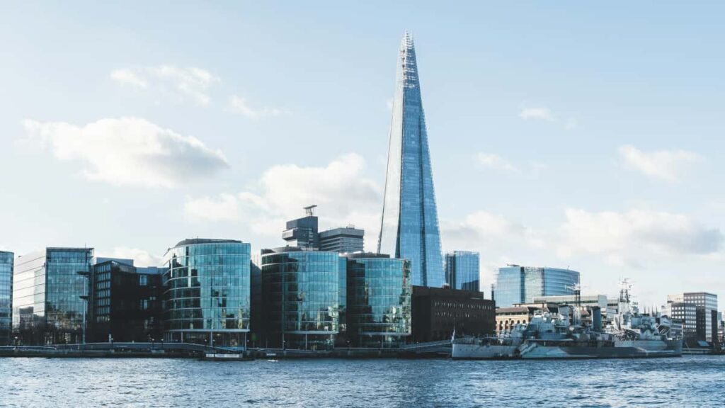 Guide pratique pour createurs au Maroc: comment trouver, contacter et convaincre marques neozelandaises sur Shopee pour reviewer du materiel fitness.